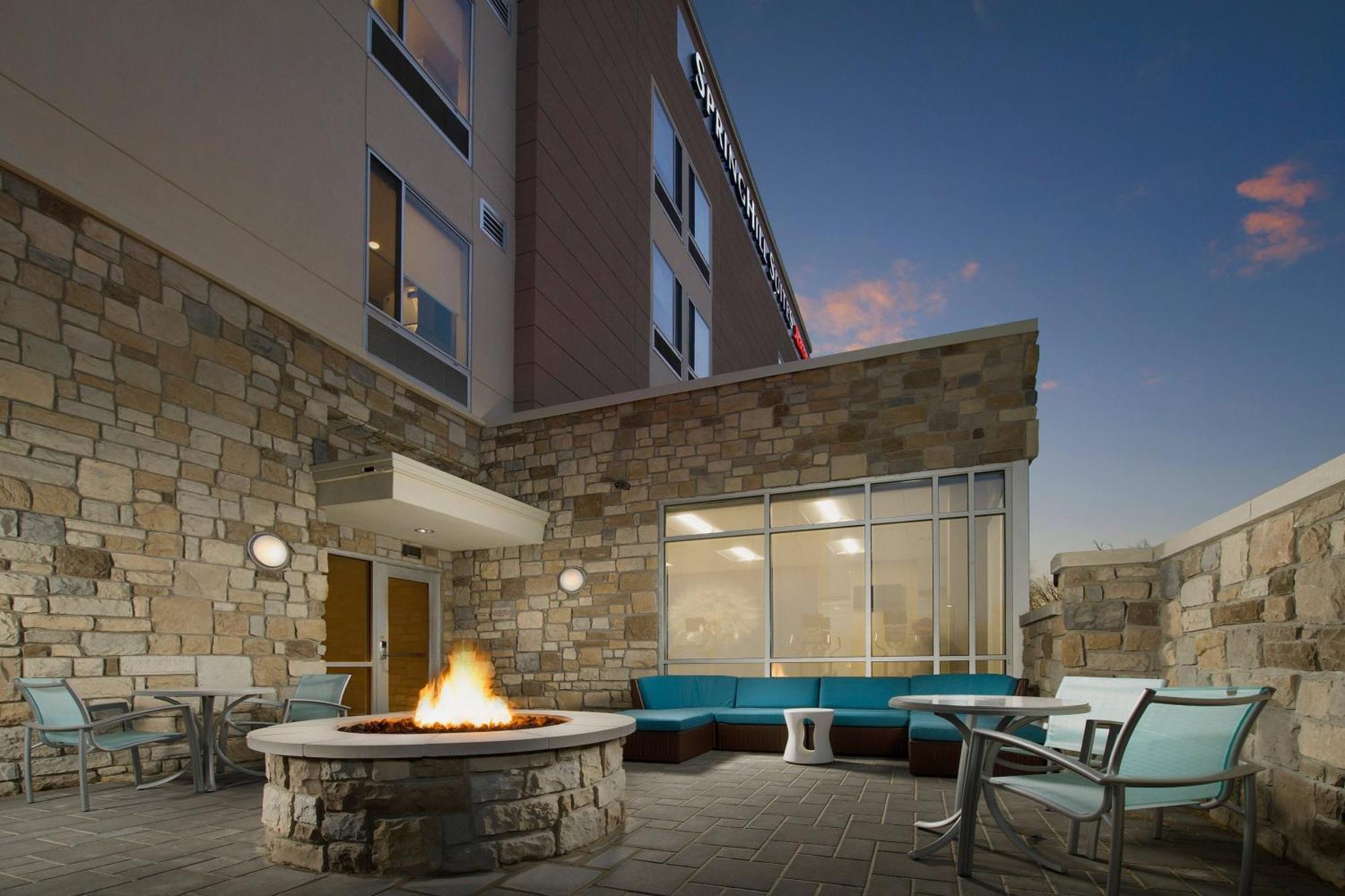 Springhill Suites By Marriott Bridgeport Clarksburg Exterior photo